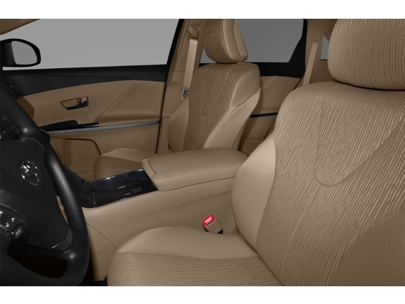 2009 Toyota Venza Base Interior Shot 5