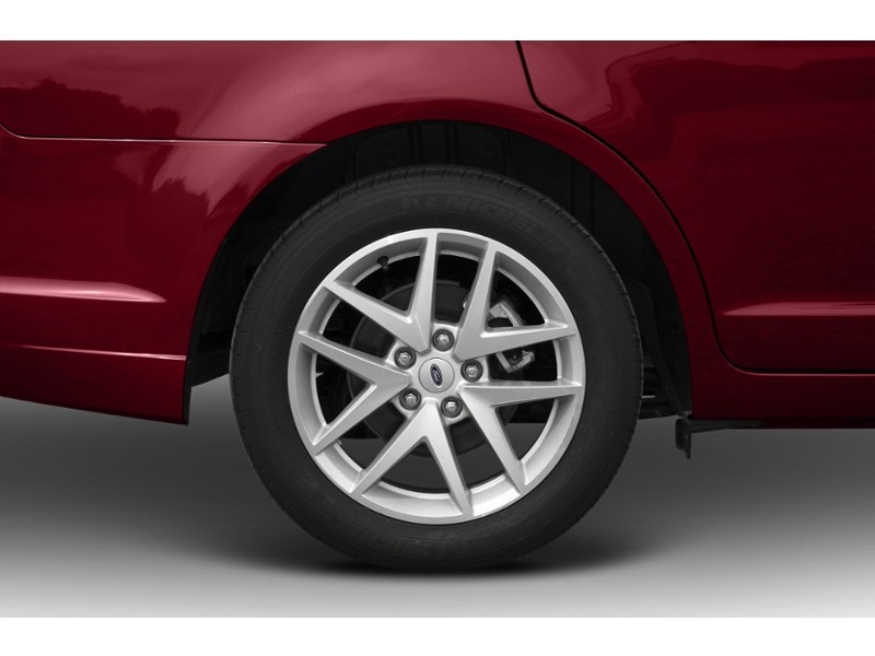 2010 Ford Fusion 4dr Sdn I4 S FWD Exterior Shot 5