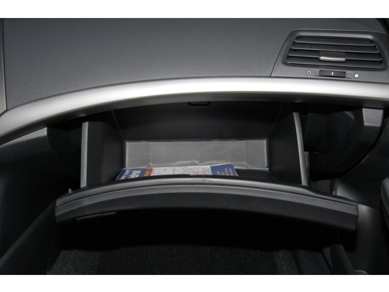 2010 Honda Accord 4dr V6 Auto EX-L Interior Shot 4