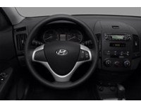 2010 Hyundai Elantra Touring 4dr Wgn Auto GL Interior Shot 3