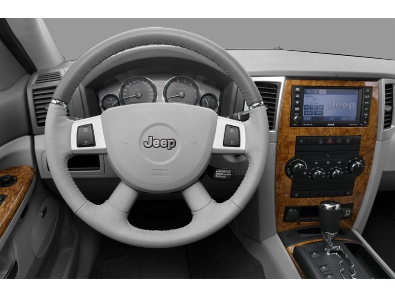 2010 Jeep Grand Cherokee 4WD 4dr Limited Interior Shot 3