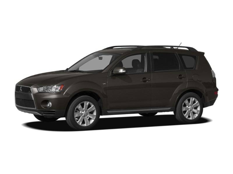 2010 Mitsubishi Outlander 2WD 4dr ES Exterior Shot 1