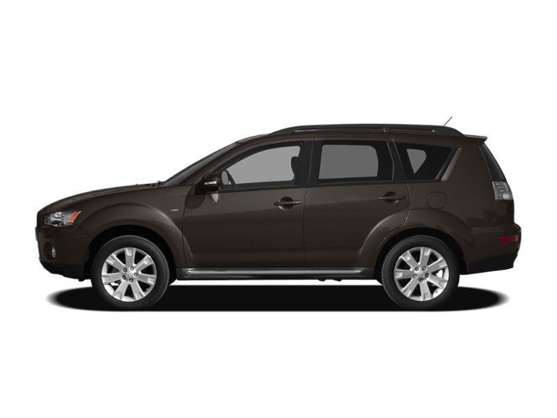 2010 Mitsubishi Outlander 2WD 4dr ES Exterior Shot 7