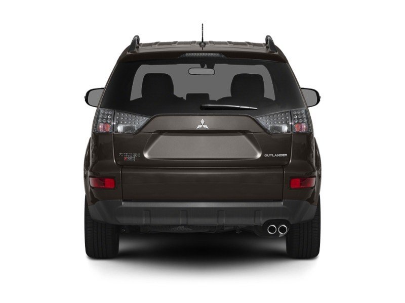 2010 Mitsubishi Outlander 2WD 4dr ES Exterior Shot 8