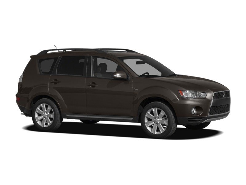 2010 Mitsubishi Outlander 2WD 4dr ES Exterior Shot 9