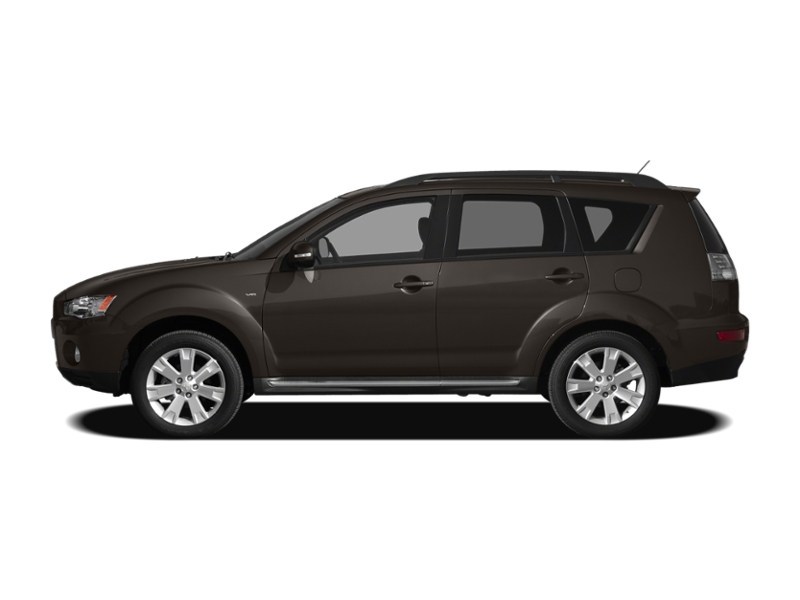 2010 Mitsubishi Outlander 2WD 4dr ES Exterior Shot 12