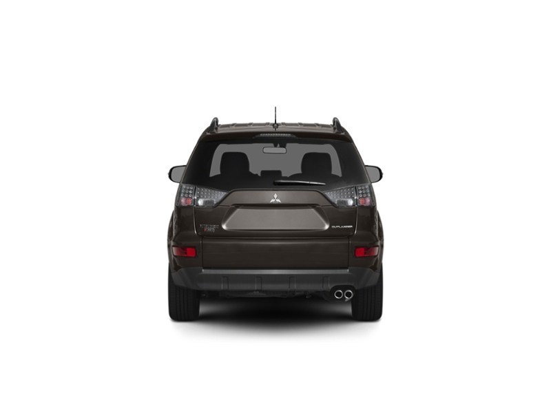 2010 Mitsubishi Outlander 2WD 4dr ES Exterior Shot 14