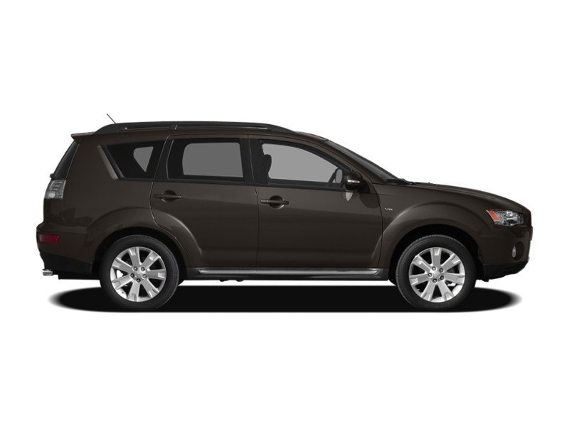2010 Mitsubishi Outlander 2WD 4dr ES Exterior Shot 16