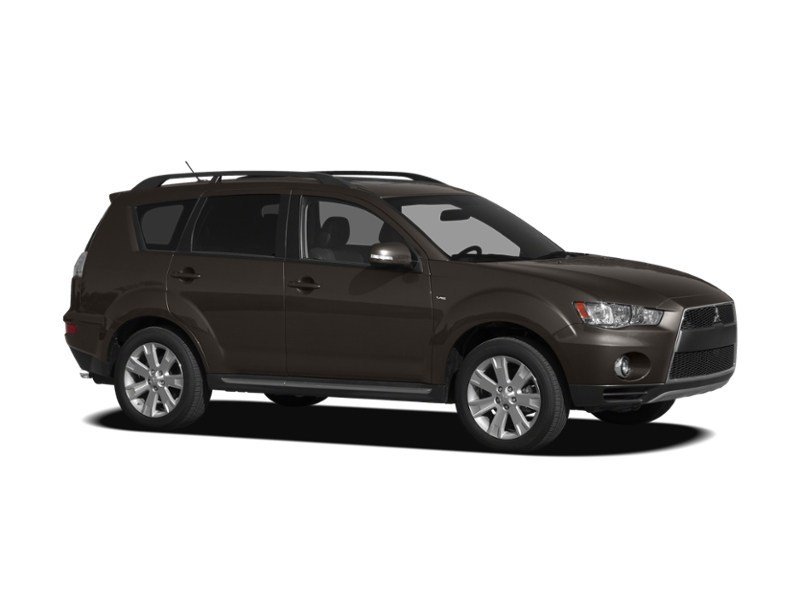 2010 Mitsubishi Outlander 2WD 4dr ES Exterior Shot 17