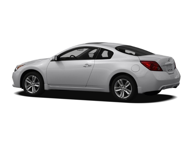 2010 Nissan Altima 2dr Cpe I4 CVT 2.5 S Exterior Shot 10
