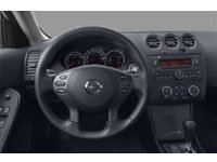 2010 Nissan Altima 2dr Cpe I4 CVT 2.5 S Interior Shot 3