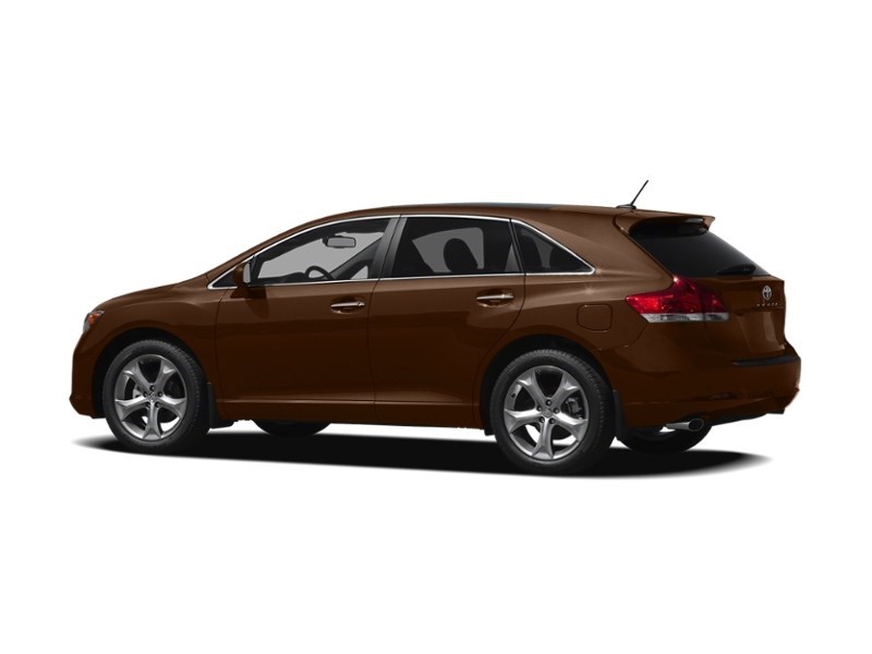 2010 Toyota Venza 4dr Wgn AWD Exterior Shot 13