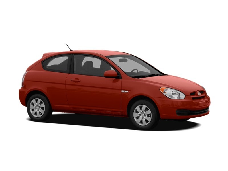 2011 Hyundai Accent 3dr HB Auto L Sport Exterior Shot 16