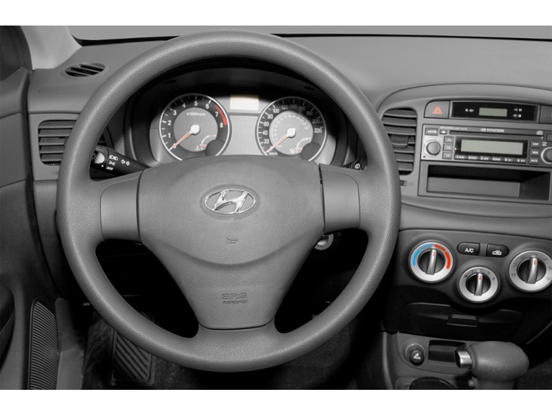 2011 Hyundai Accent 3dr HB Auto L Sport Interior Shot 3