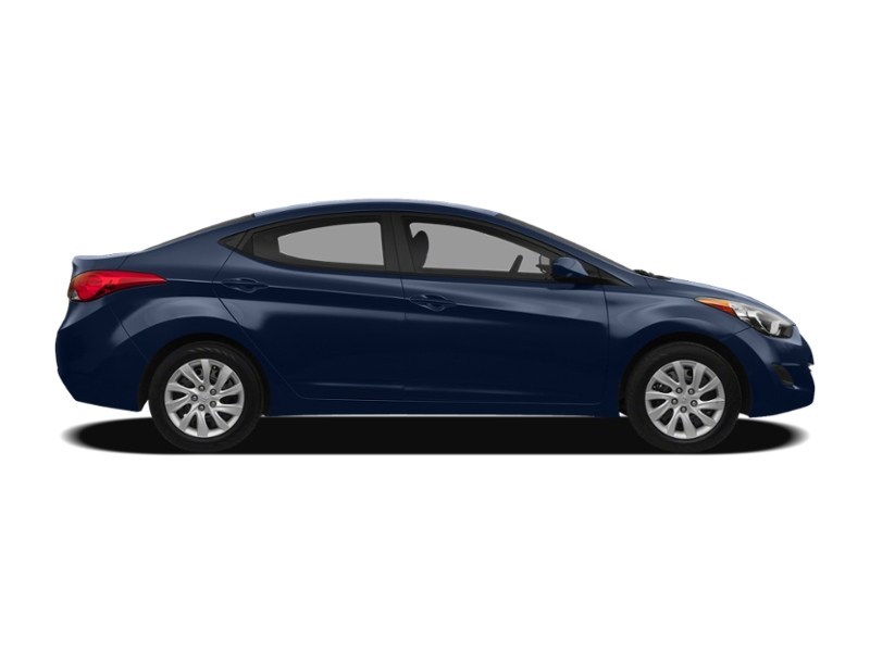 2011 Hyundai Elantra 4dr Sdn Auto GL Exterior Shot 16