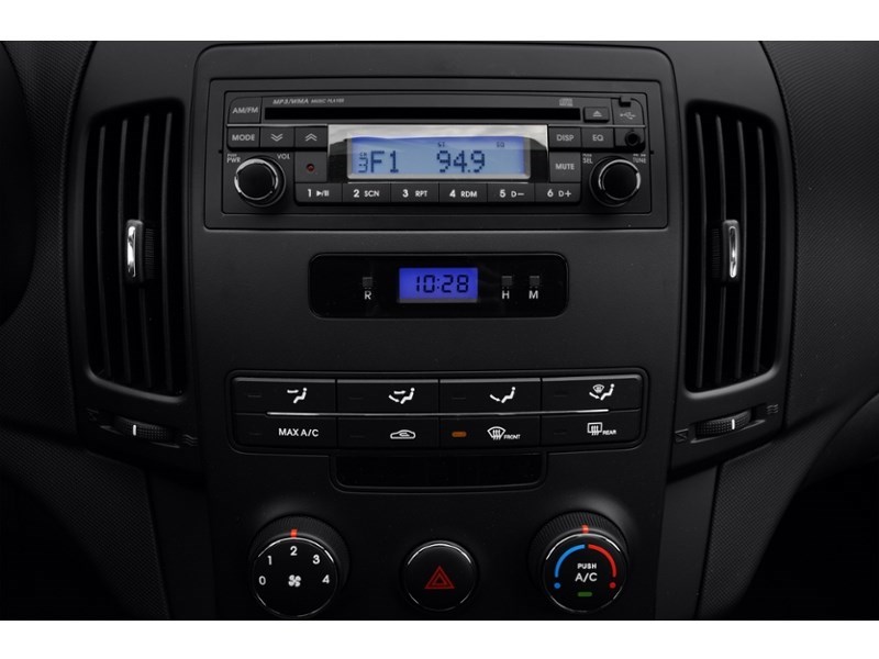 2011 Hyundai Elantra Touring 4dr Wgn Man GL Interior Shot 2