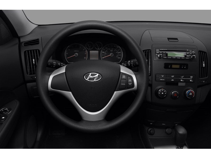 2011 Hyundai Elantra Touring 4dr Wgn Man GL Interior Shot 3