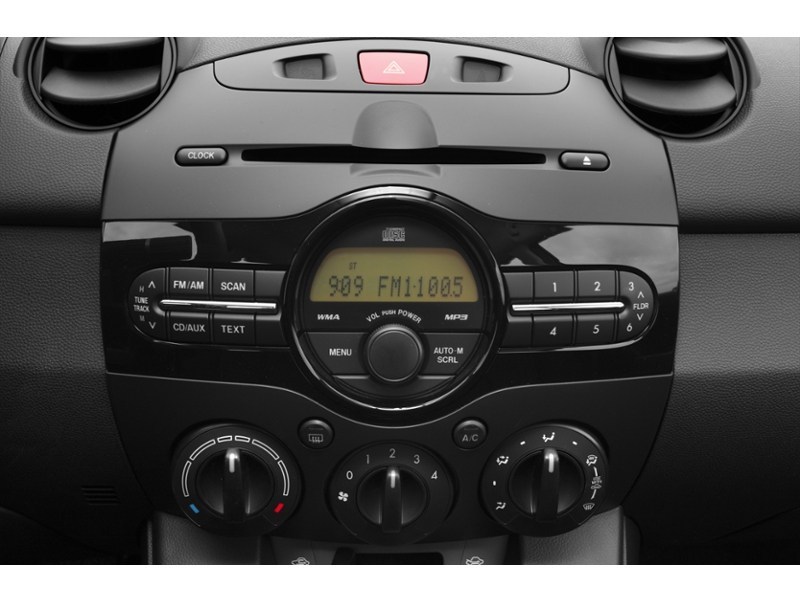 2011 Mazda Mazda2 4dr HB Auto GS Interior Shot 2