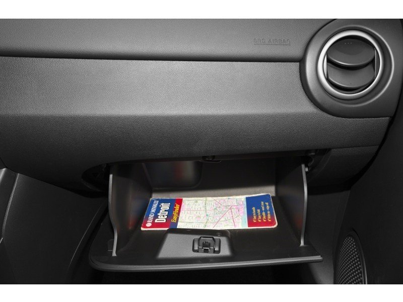 2011 Mazda Mazda2 4dr HB Auto GS Interior Shot 4