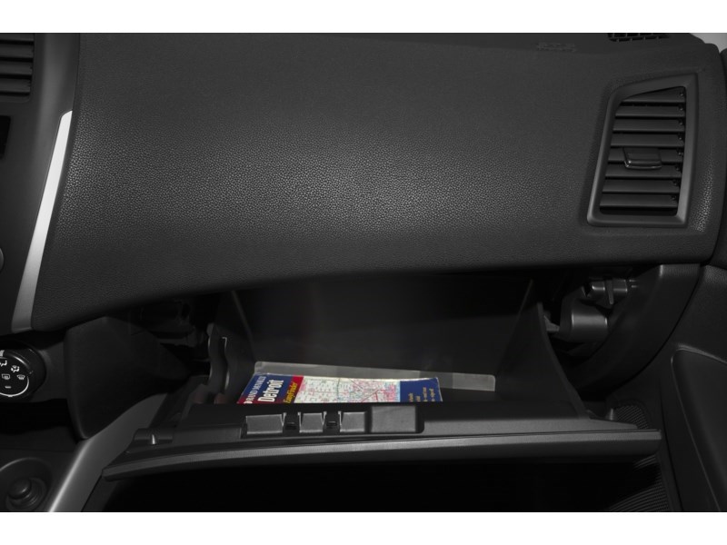 2011 Mitsubishi RVR 2WD 4dr CVT SE Interior Shot 4