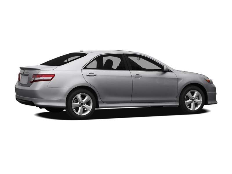 2011 Toyota Camry 4dr Sdn I4 Auto LE Exterior Shot 2