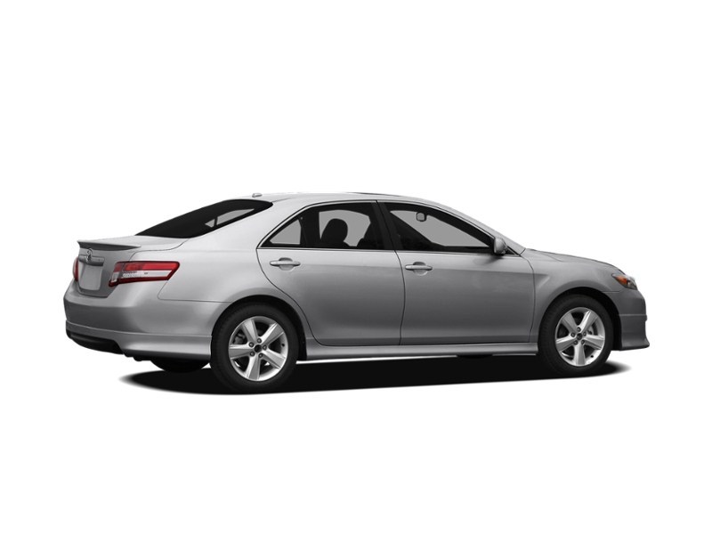 2011 Toyota Camry 4dr Sdn I4 Auto LE Exterior Shot 15