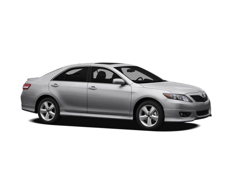 2011 Toyota Camry 4dr Sdn I4 Auto LE Exterior Shot 17