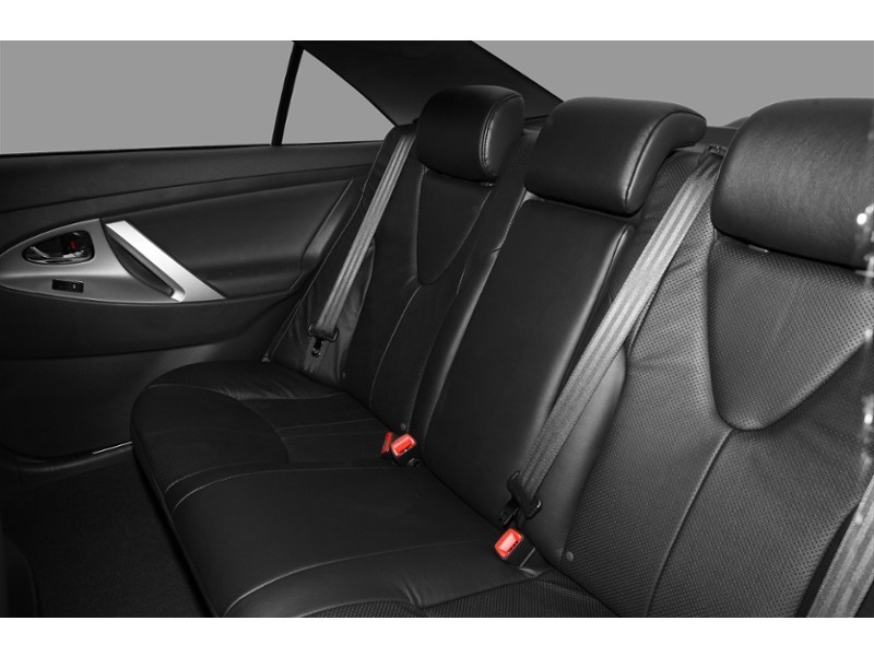 2011 Toyota Camry 4dr Sdn I4 Auto LE Interior Shot 6