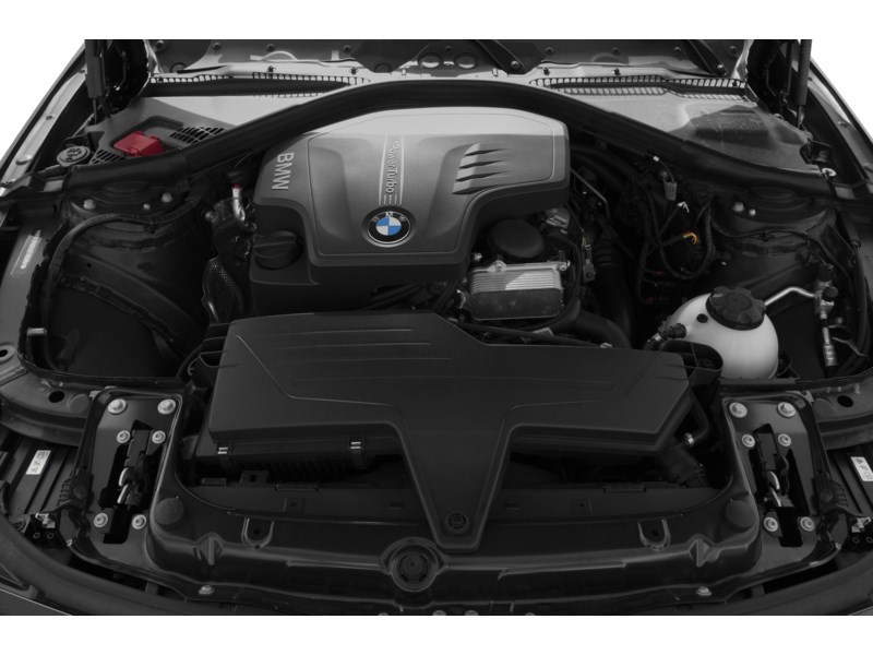 2013 BMW 320 4dr Sdn 320i xDrive AWD Exterior Shot 3