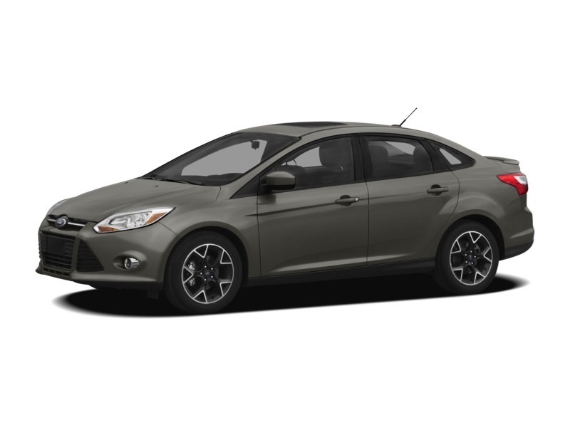 2012 Ford Focus 4dr Sdn SE Exterior Shot 1
