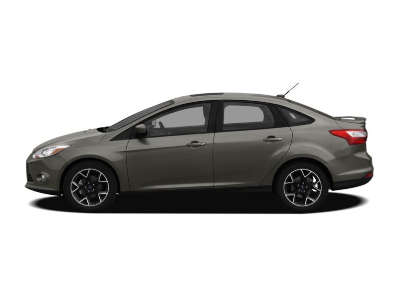 2012 Ford Focus 4dr Sdn SE Exterior Shot 12