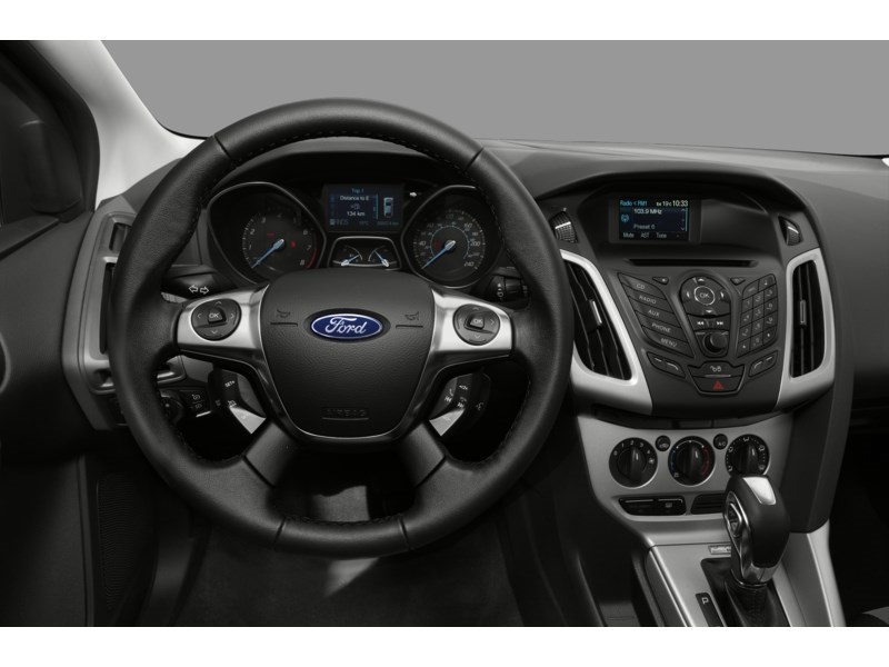 2012 Ford Focus 4dr Sdn SE Interior Shot 3