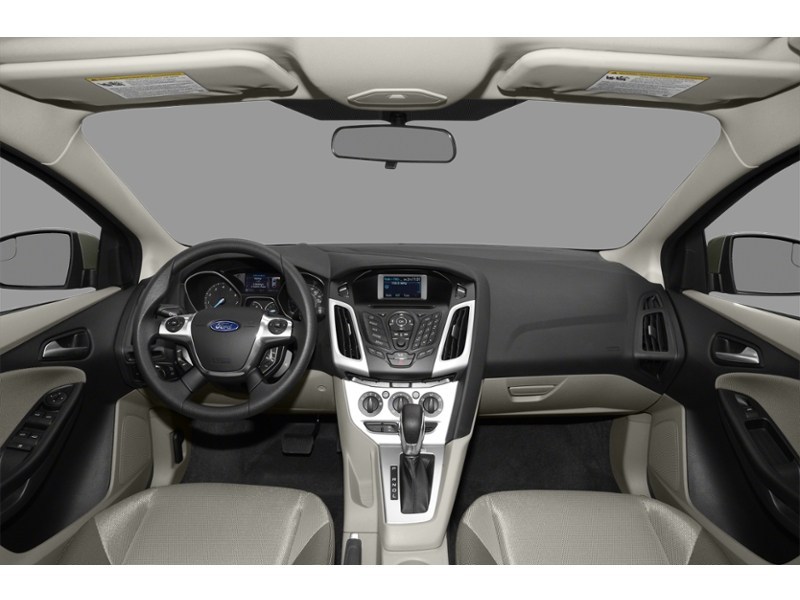 2012 Ford Focus 5dr HB SE Interior Shot 7