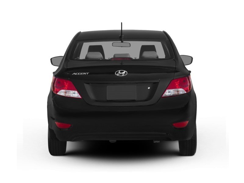 2012 Hyundai Accent 4dr Sdn Auto GLS Exterior Shot 6