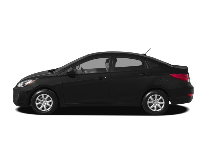 2012 Hyundai Accent 4dr Sdn Man GL Exterior Shot 7