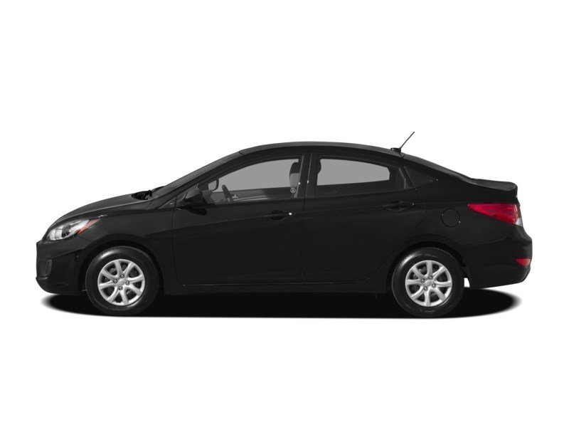 2012 Hyundai Accent 4dr Sdn Auto GLS Exterior Shot 7
