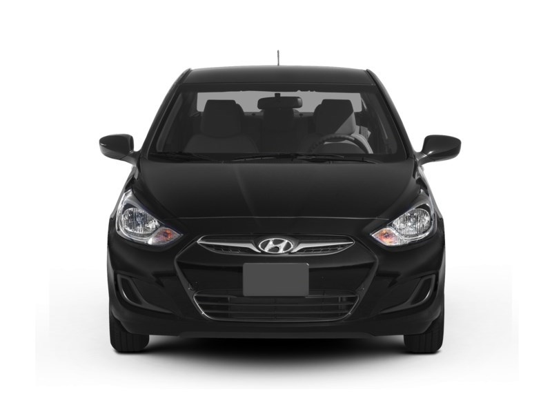 2012 Hyundai Accent 4dr Sdn Man GL Exterior Shot 8