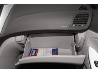 2012 Hyundai Accent 4dr Sdn Man GL Interior Shot 4