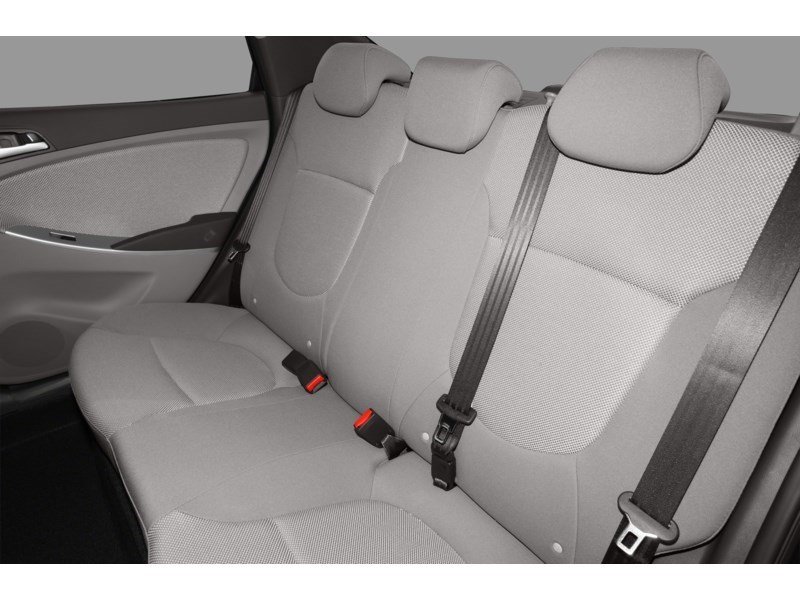 2012 Hyundai Accent 4dr Sdn Auto GLS Interior Shot 6