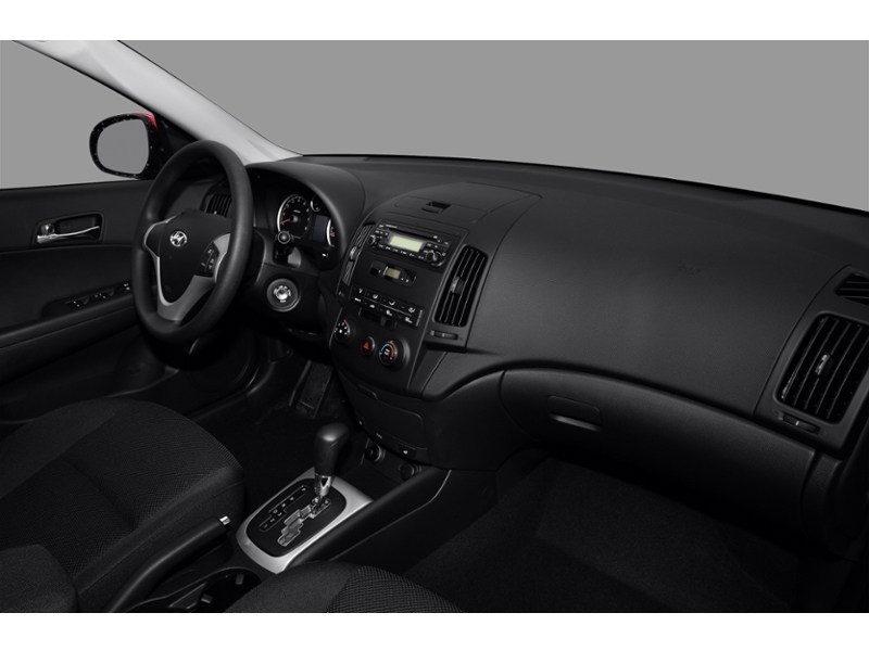 2012 Hyundai Elantra Touring 4dr Wgn Auto L Interior Shot 1