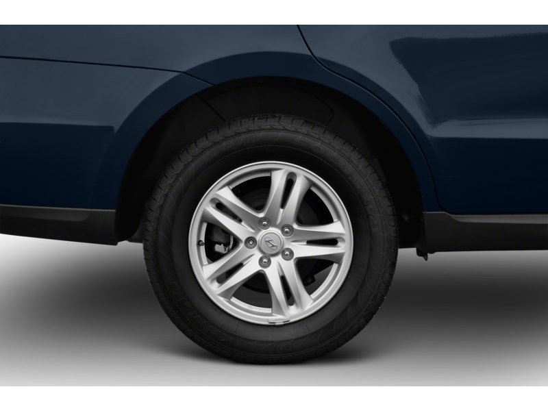 2012 Hyundai Santa Fe FWD 4dr V6 Auto GL Exterior Shot 5