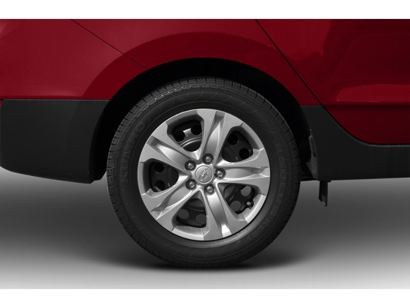 2012 Hyundai Tucson FWD 4dr I4 Auto GLS Exterior Shot 5