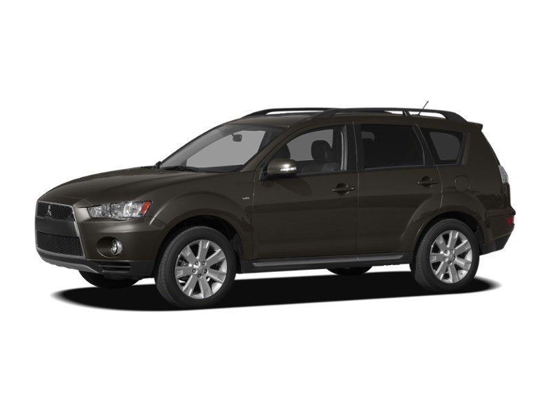 2012 Mitsubishi Outlander 4WD 4dr ES Exterior Shot 1