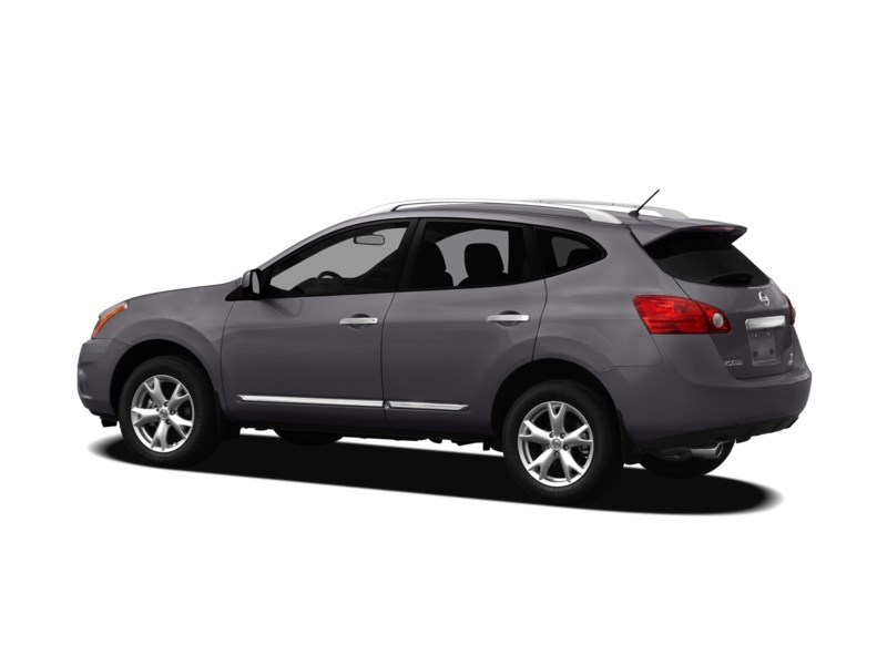2012 Nissan Rogue FWD 4dr SV Exterior Shot 13