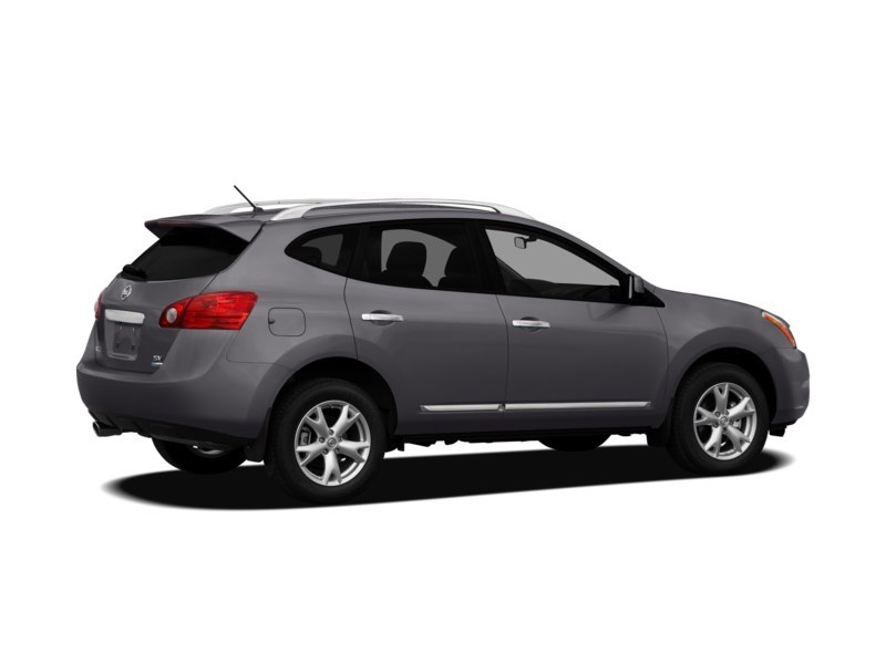 2012 Nissan Rogue FWD 4dr SV Exterior Shot 15