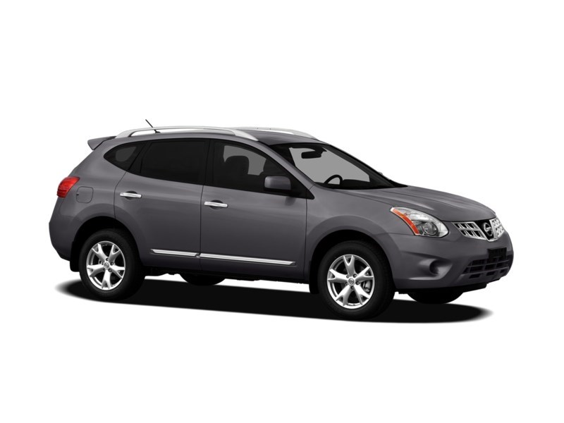 2012 Nissan Rogue FWD 4dr SV Exterior Shot 17