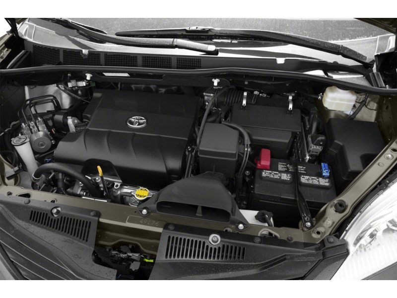 2012 Toyota Sienna 5dr V6 LE 8-Pass FWD Exterior Shot 3