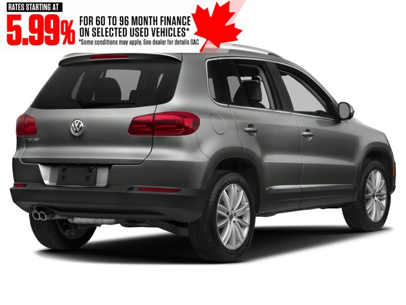 2017 Volkswagen Tiguan 4MOTION 4dr Comfortline Exterior Shot 2