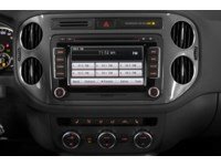 2017 Volkswagen Tiguan 2WD 4dr Trendline Interior Shot 2