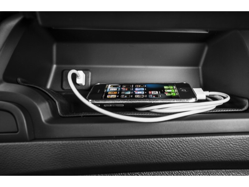 2015 Chevrolet Trax FWD 4dr LS Exterior Shot 13